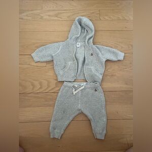 GAP Light Gray Knit Sweatsuit Matching Set